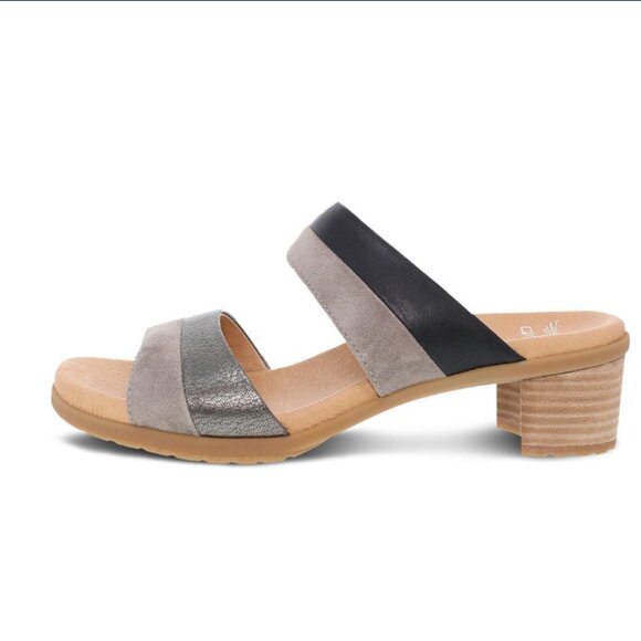 NEW Dansko Theresa Leather Comfort Sandals 253 - Picture 1 of 4